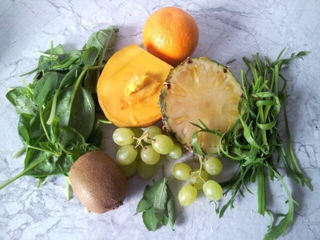 Rezept mit Salbei, Hirschhornwegerich und Spinat: "green dynamite"