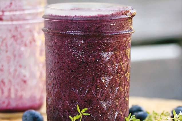 Superfood Smoothie mit Blaubeere und Maqui