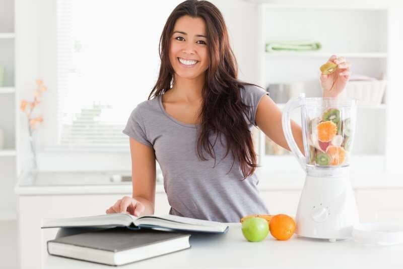 Die besten Bücher über Smoothies, Superfood und Wildkräuter